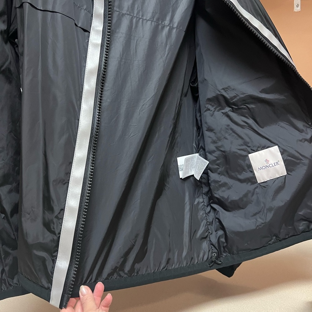 Men’s Moncler reflective windbreaker size 5 black - Picture 3 of 4